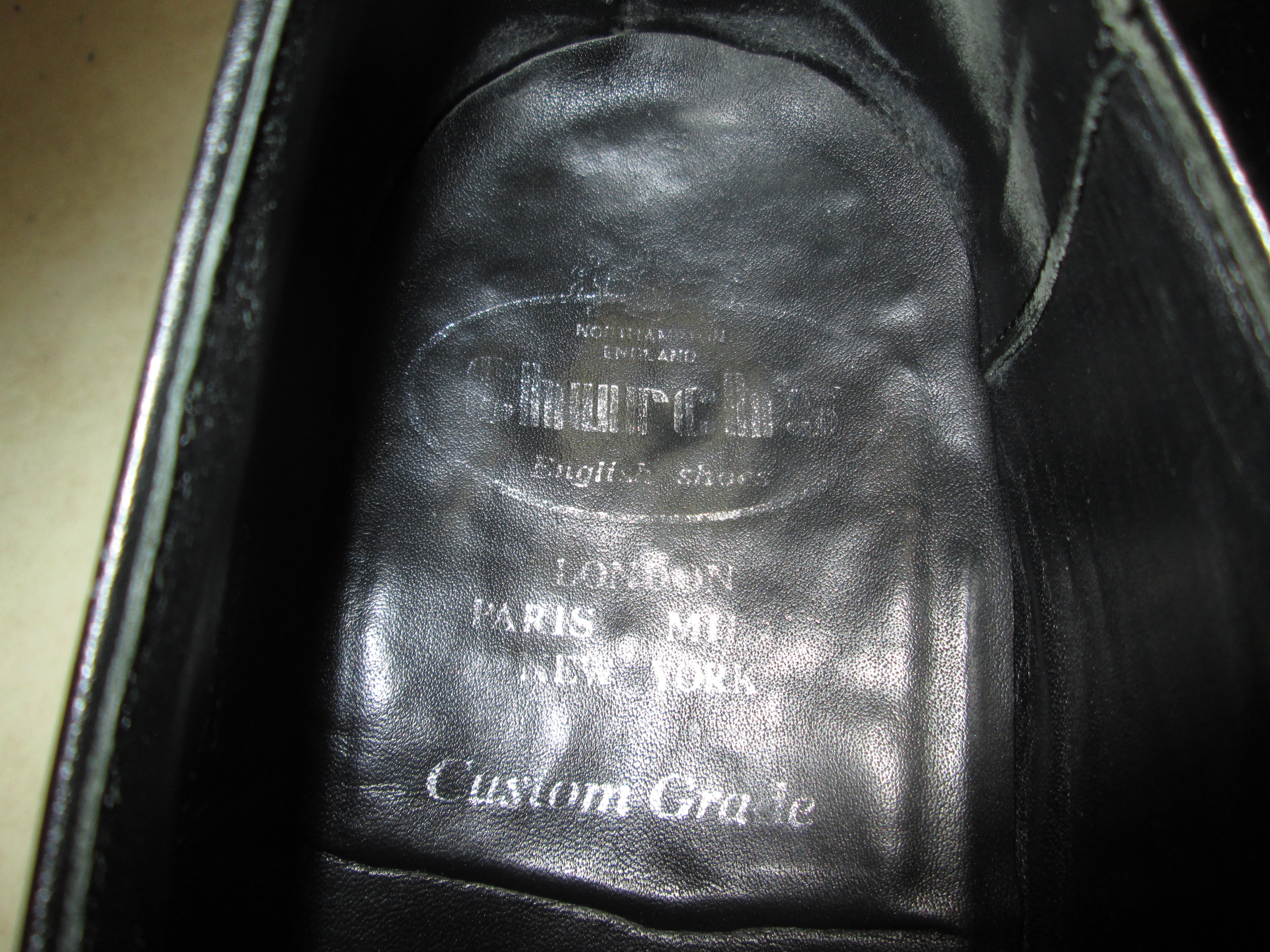 旧チャーチ シルバーコレクション プラダ買収直前にチャーチ社は何を